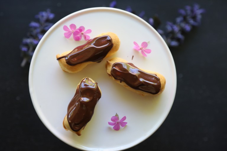 Chocolate Eclairs – akkis kitchen